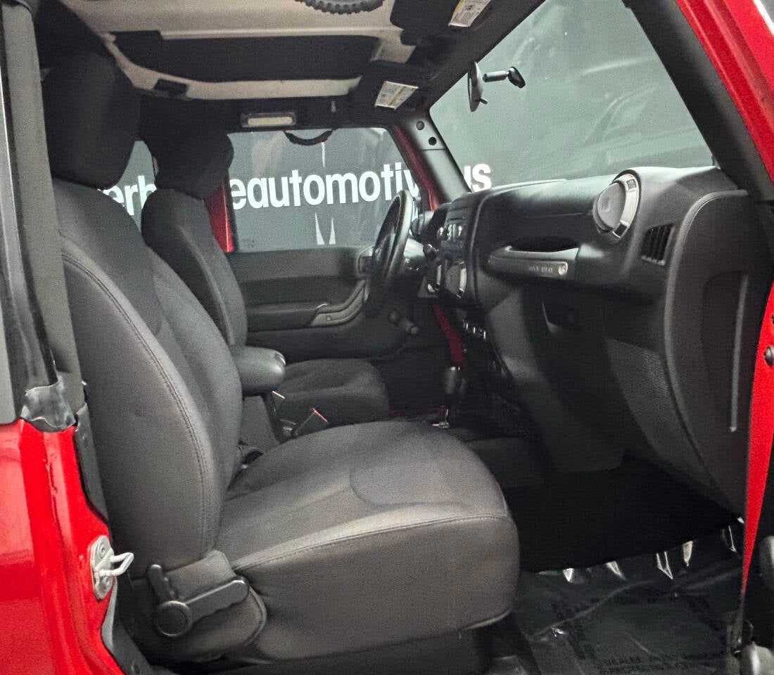 2013 Jeep Wrangler Sport 4x4 2dr SUV
