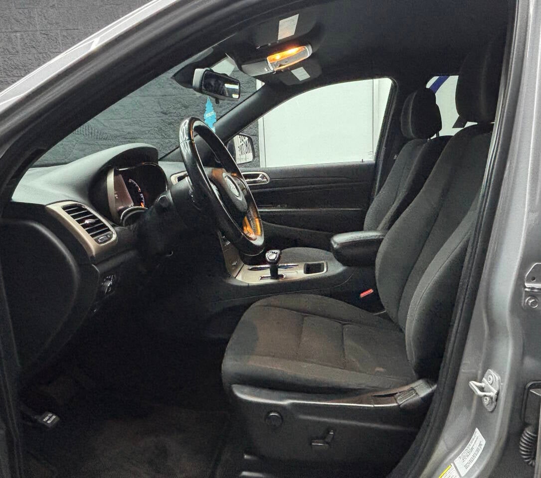 2015 Jeep Grand Cherokee Laredo 4x2 4dr SUV