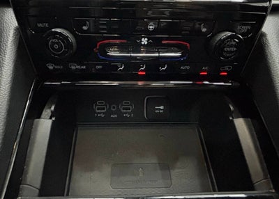 2023 Jeep Grand Cherokee Laredo 4x4 4dr SUV