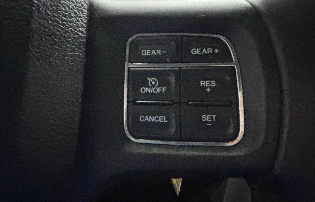 2016 RAM 1500 Big Horn 4x4 4dr Quad Cab 6.3 ft. SB Pickup