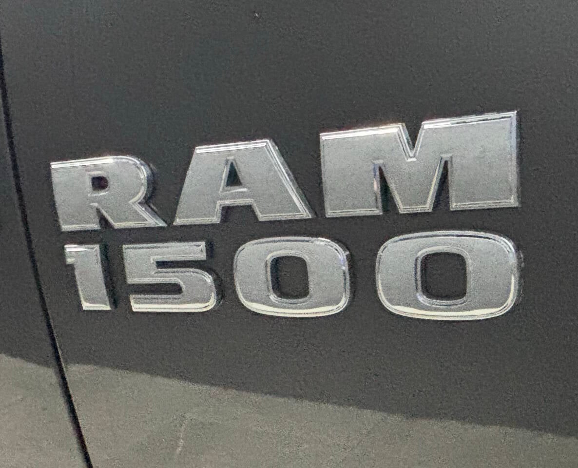 2016 RAM 1500 Big Horn 4x4 4dr Quad Cab 6.3 ft. SB Pickup
