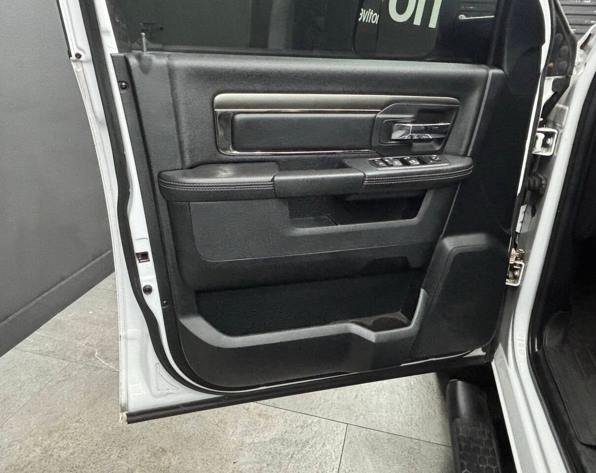 2017 RAM 1500 Sport 4x4 4dr Crew Cab 5.5 ft. SB Pickup