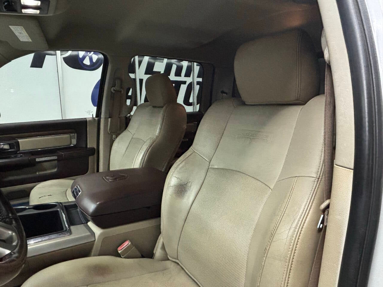 2014 RAM 1500 Laramie 4x4 4dr Crew Cab 5.5 ft. SB Pickup
