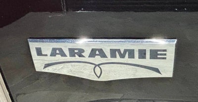 2013 RAM 1500 Laramie 4x4 4dr Crew Cab 5.5 ft. SB Pickup