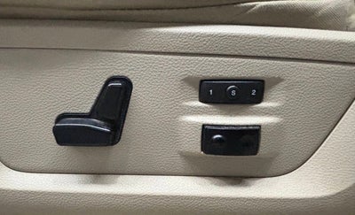 2013 RAM 1500 Laramie 4x4 4dr Crew Cab 5.5 ft. SB Pickup