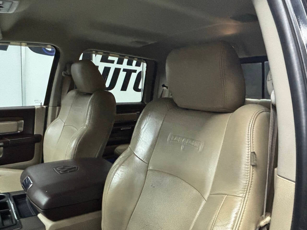 2013 RAM 1500 Laramie 4x4 4dr Crew Cab 5.5 ft. SB Pickup