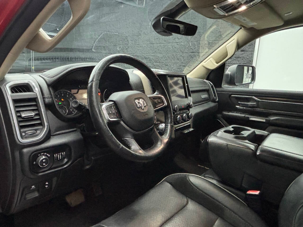 2019 RAM 1500 Laramie 4x4 4dr Quad Cab 6.4 ft. SB Pickup