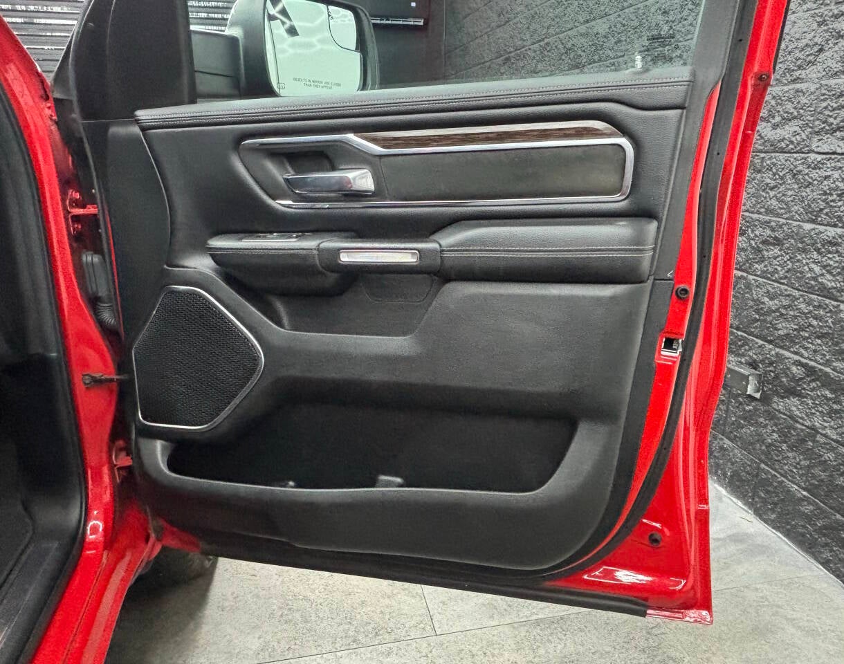 2019 RAM 1500 Laramie 4x4 4dr Quad Cab 6.4 ft. SB Pickup