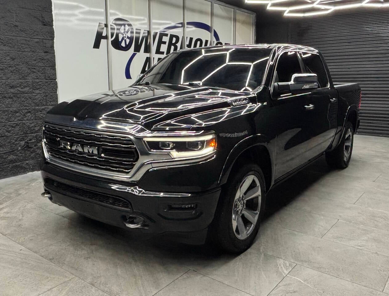 2019 RAM 1500 Limited 4x4 4dr Crew Cab 5.6 ft. SB Pickup