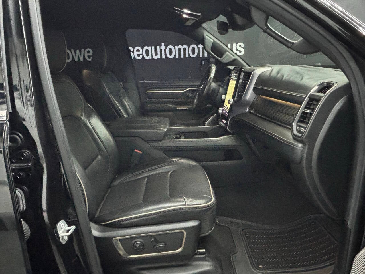 2019 RAM 1500 Limited 4x4 4dr Crew Cab 5.6 ft. SB Pickup