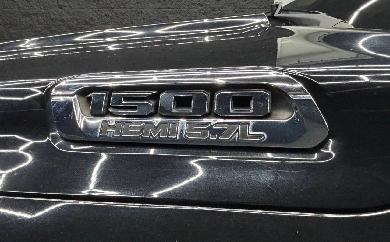 2019 RAM 1500 Limited 4x4 4dr Crew Cab 5.6 ft. SB Pickup