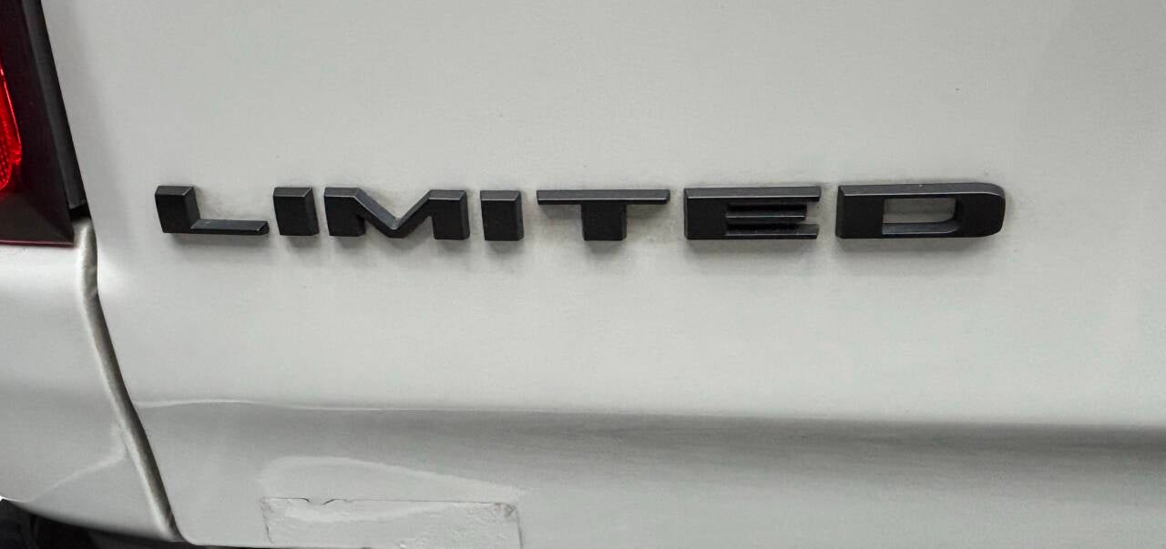 2022 RAM 1500 Limited 4x4 4dr Crew Cab 5.6 ft. SB Pickup