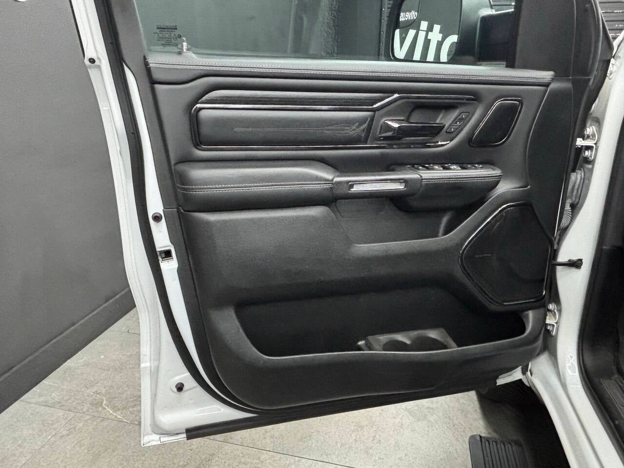 2022 RAM 1500 Limited 4x4 4dr Crew Cab 5.6 ft. SB Pickup