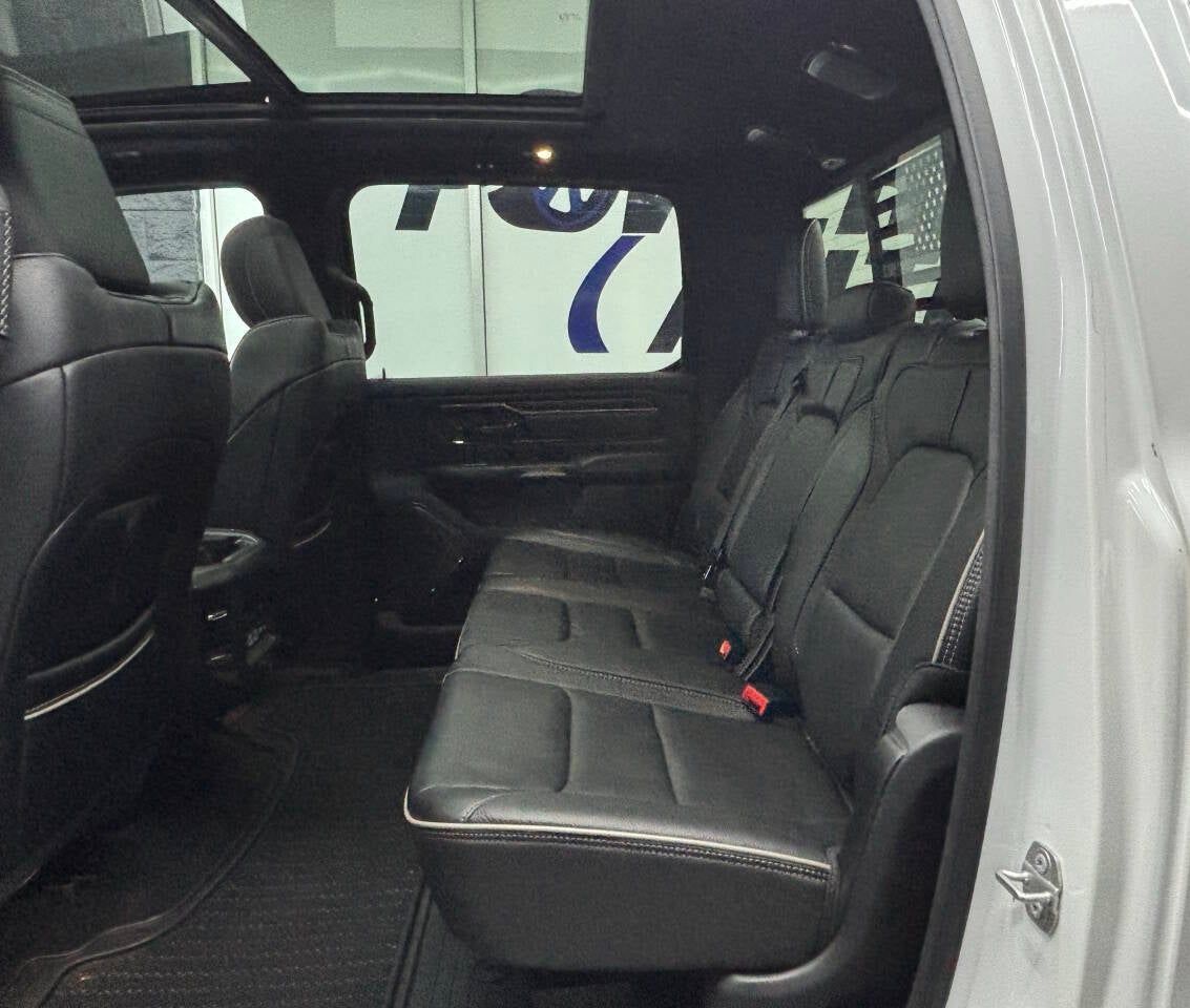 2022 RAM 1500 Limited 4x4 4dr Crew Cab 5.6 ft. SB Pickup