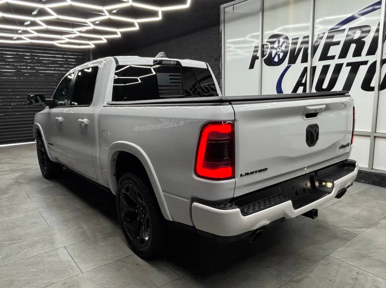 2022 RAM 1500 Limited 4x4 4dr Crew Cab 5.6 ft. SB Pickup