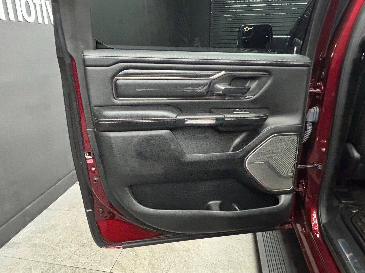 2019 RAM 1500 Limited 4x4 4dr Crew Cab 5.6 ft. SB Pickup