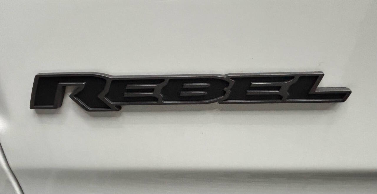 2019 RAM 1500 Rebel 4x4 4dr Crew Cab 5.6 ft. SB Pickup