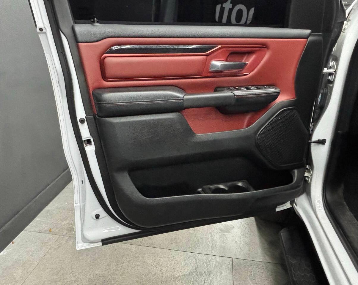 2019 RAM 1500 Rebel 4x4 4dr Crew Cab 5.6 ft. SB Pickup