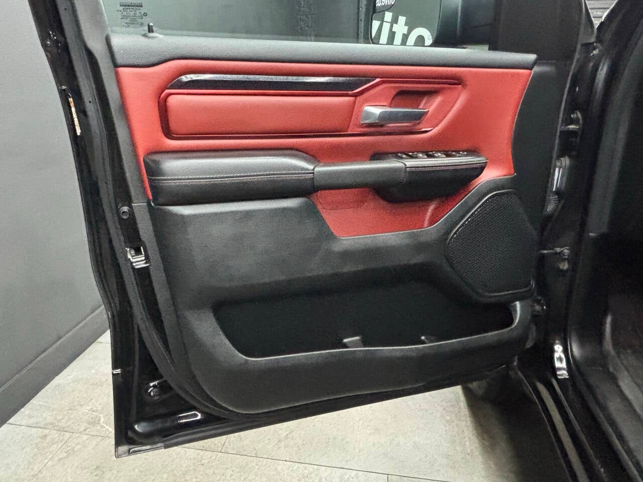 2019 RAM 1500 Rebel 4x4 4dr Crew Cab 5.6 ft. SB Pickup