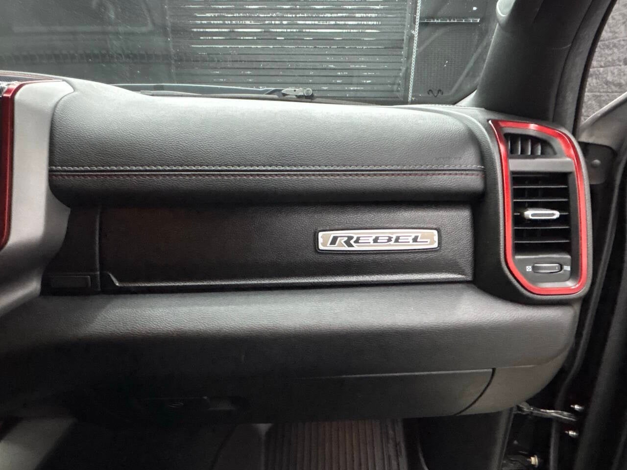 2019 RAM 1500 Rebel 4x4 4dr Crew Cab 5.6 ft. SB Pickup