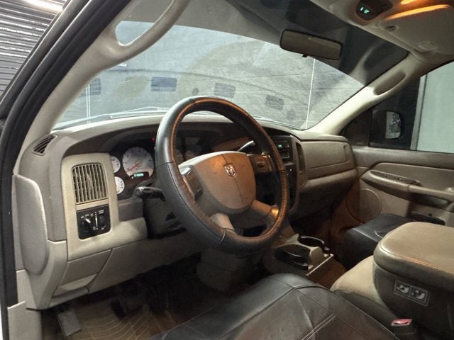2005 Dodge Ram 1500 SLT 4dr Quad Cab RWD SB