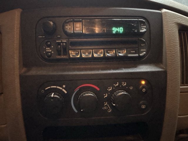 2005 Dodge Ram 1500 SLT 4dr Quad Cab RWD SB