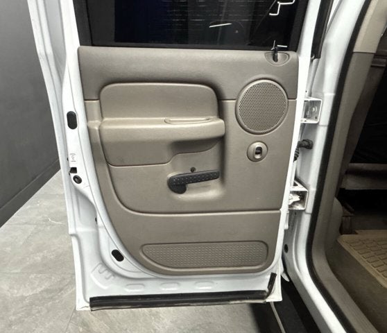2005 Dodge Ram 1500 SLT 4dr Quad Cab RWD SB