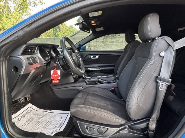 2020 Ford Mustang EcoBoost 2dr Fastback