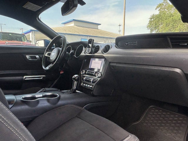 2020 Ford Mustang EcoBoost 2dr Fastback