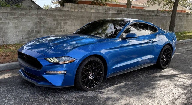 2020 Ford Mustang EcoBoost 2dr Fastback