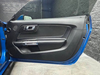 2020 Ford Mustang EcoBoost 2dr Fastback