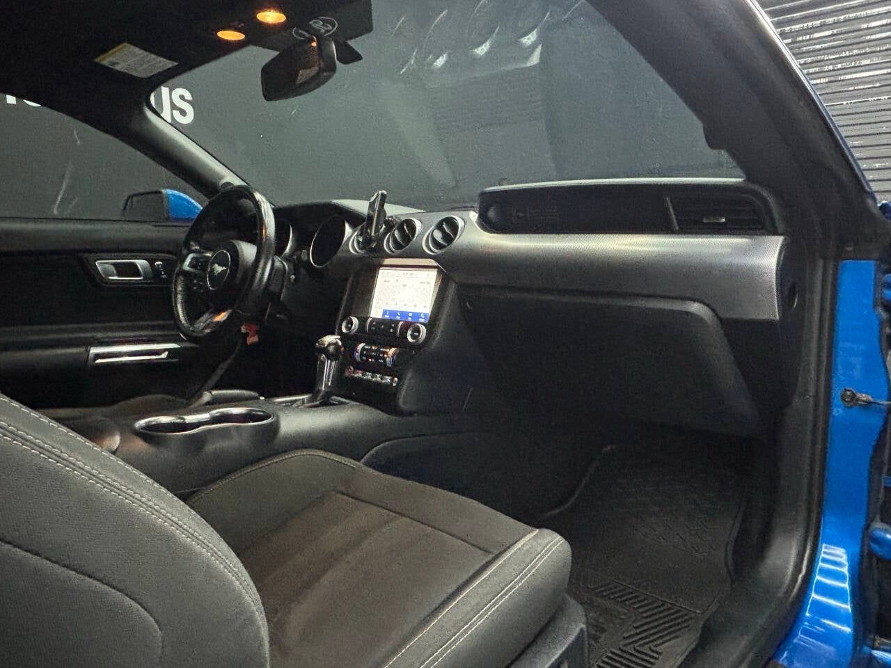 2020 Ford Mustang EcoBoost 2dr Fastback