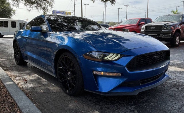 2020 Ford Mustang EcoBoost 2dr Fastback