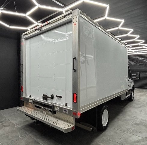 2019 Ford Transit Chassis 350 HD 2dr 156 in. WB DRW Chassis w/9950 Lb. GVWR