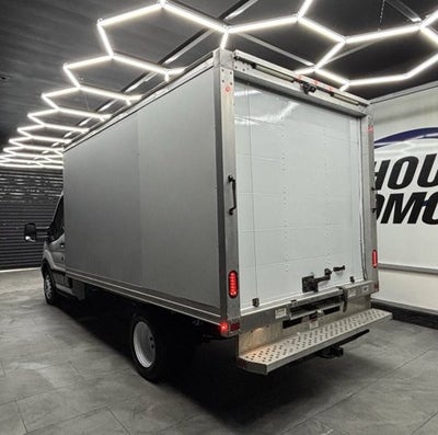 2019 Ford Transit Chassis 350 HD 2dr 156 in. WB DRW Chassis w/9950 Lb. GVWR
