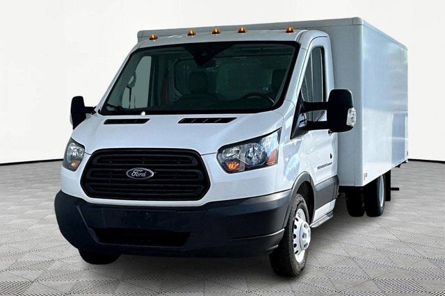 2019 Ford Transit Chassis 350 HD 2dr 156 in. WB DRW Chassis w/9950 Lb. GVWR