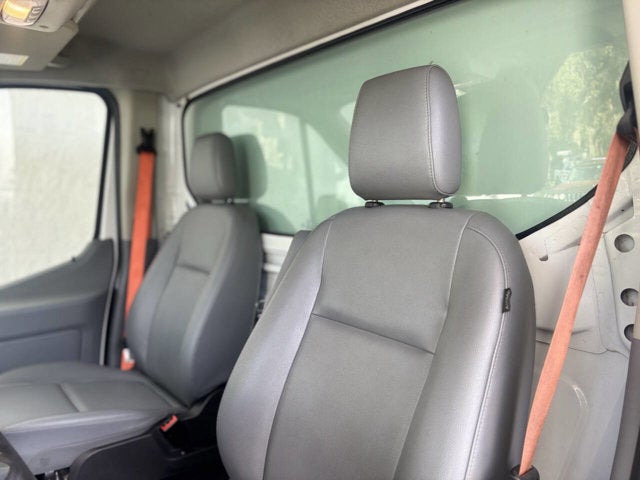 2019 Ford Transit Chassis 350 HD 2dr 156 in. WB DRW Chassis w/9950 Lb. GVWR