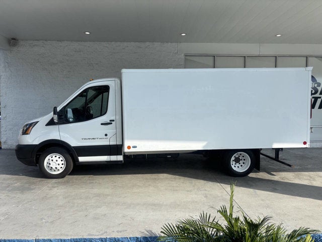 2019 Ford Transit Chassis 350 HD 2dr 156 in. WB DRW Chassis w/9950 Lb. GVWR