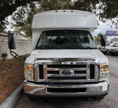 2009 Ford Econoline Commercial Cutaway E 450 SD 2dr Commercial/Cutaway/Chassis 158 176 in. WB