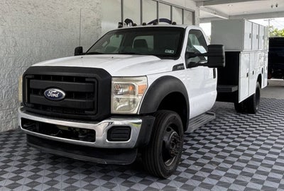 2011 Ford Super Duty F-550 DRW 4X2 2dr Regular Cab 140.8 200.8 in. WB
