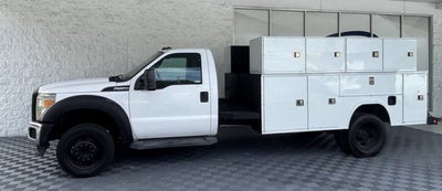 2011 Ford Super Duty F-550 DRW 4X2 2dr Regular Cab 140.8 200.8 in. WB