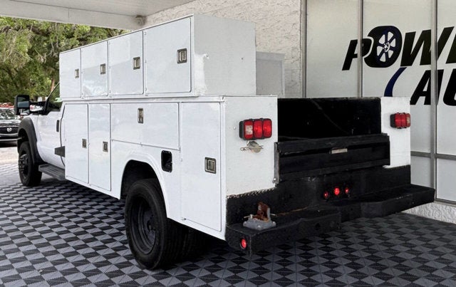 2011 Ford Super Duty F-550 DRW 4X2 2dr Regular Cab 140.8 200.8 in. WB
