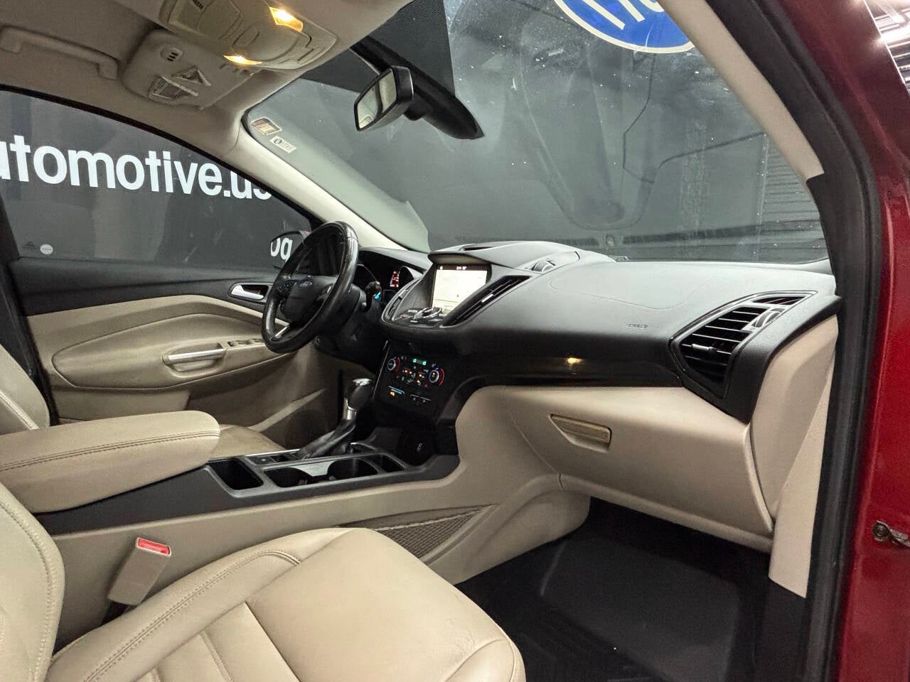 2017 Ford Escape Titanium 4dr SUV