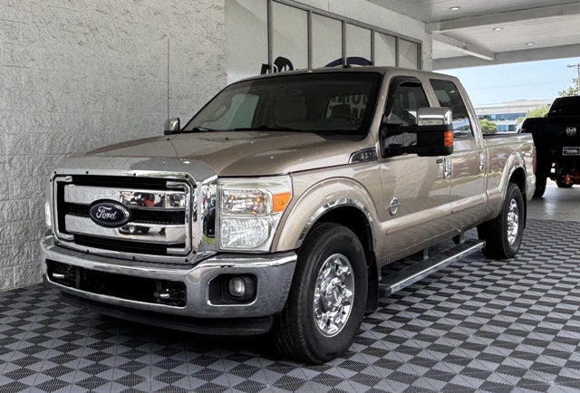 2012 Ford Super Duty F-250 SRW Lariat 4x2 4dr Crew Cab 6.8 ft. SB Pickup