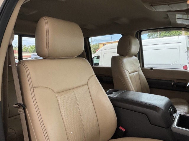 2012 Ford Super Duty F-250 SRW Lariat 4x2 4dr Crew Cab 6.8 ft. SB Pickup