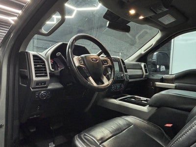 2019 Ford F-250 Super Duty Lariat 4x4 4dr Crew Cab 6.8 ft. SB Pickup
