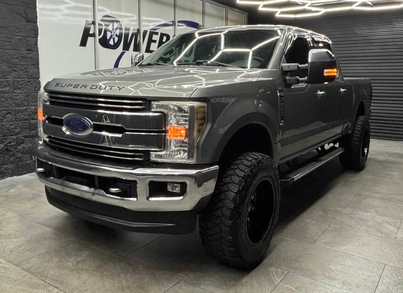 2019 Ford F-250 Super Duty Lariat 4x4 4dr Crew Cab 6.8 ft. SB Pickup