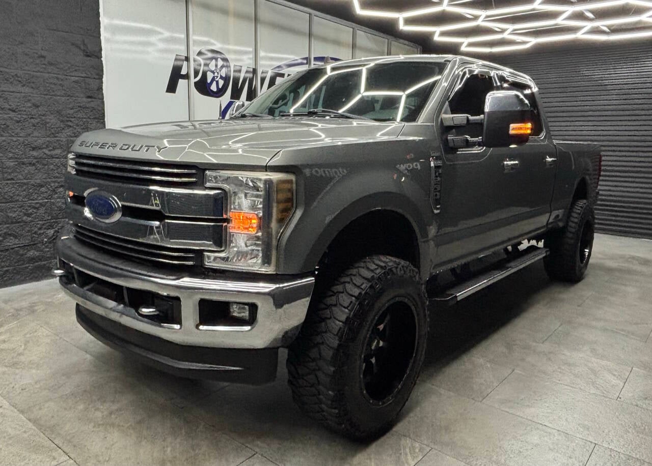 2019 Ford F-250 Super Duty Lariat 4x4 4dr Crew Cab 6.8 ft. SB Pickup