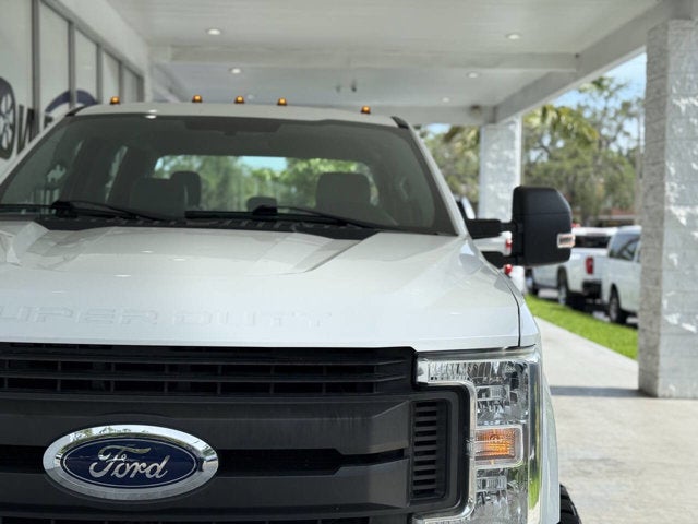 2019 Ford Super Duty F-250 SRW XLT 4x4 4dr Crew Cab 6.8 ft. SB Pickup