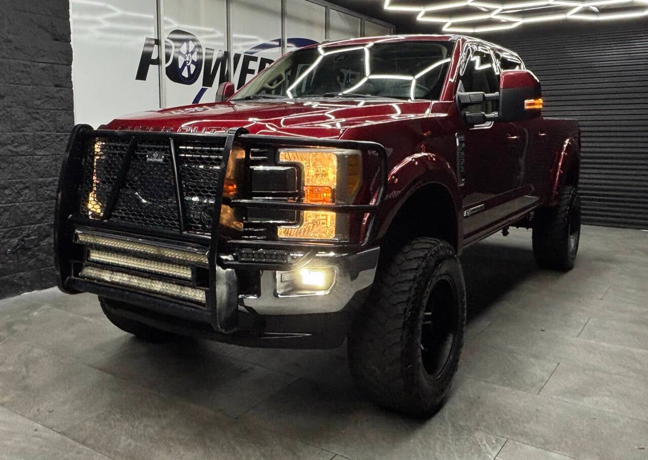 2017 Ford F-250 Super Duty Lariat 4x4 4dr Crew Cab 6.8 ft. SB Pickup
